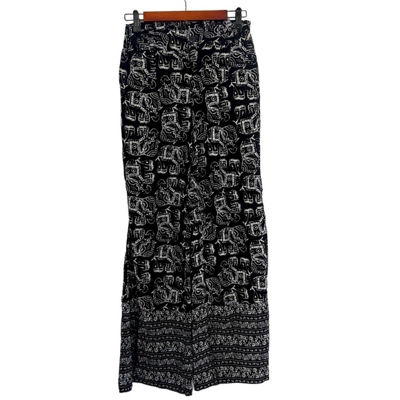 Merona Wide Leg High Rise Pleated Lightweight Black White Elephant Print Pants S - Picture 1 of 11